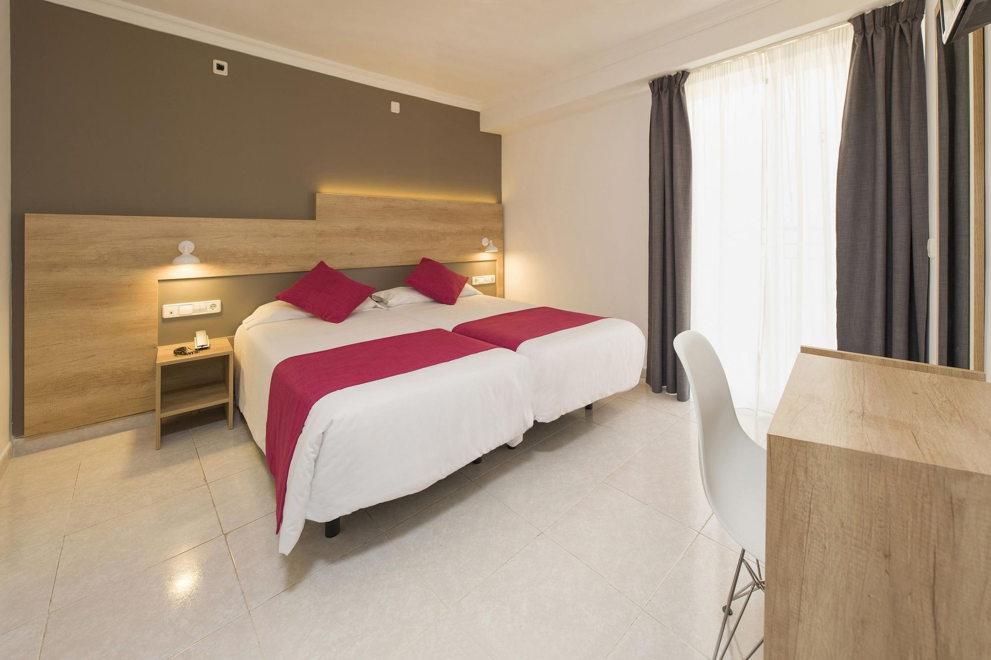 Hotel Vibra Maritimo مدينة إيبيزا المظهر الخارجي الصورة