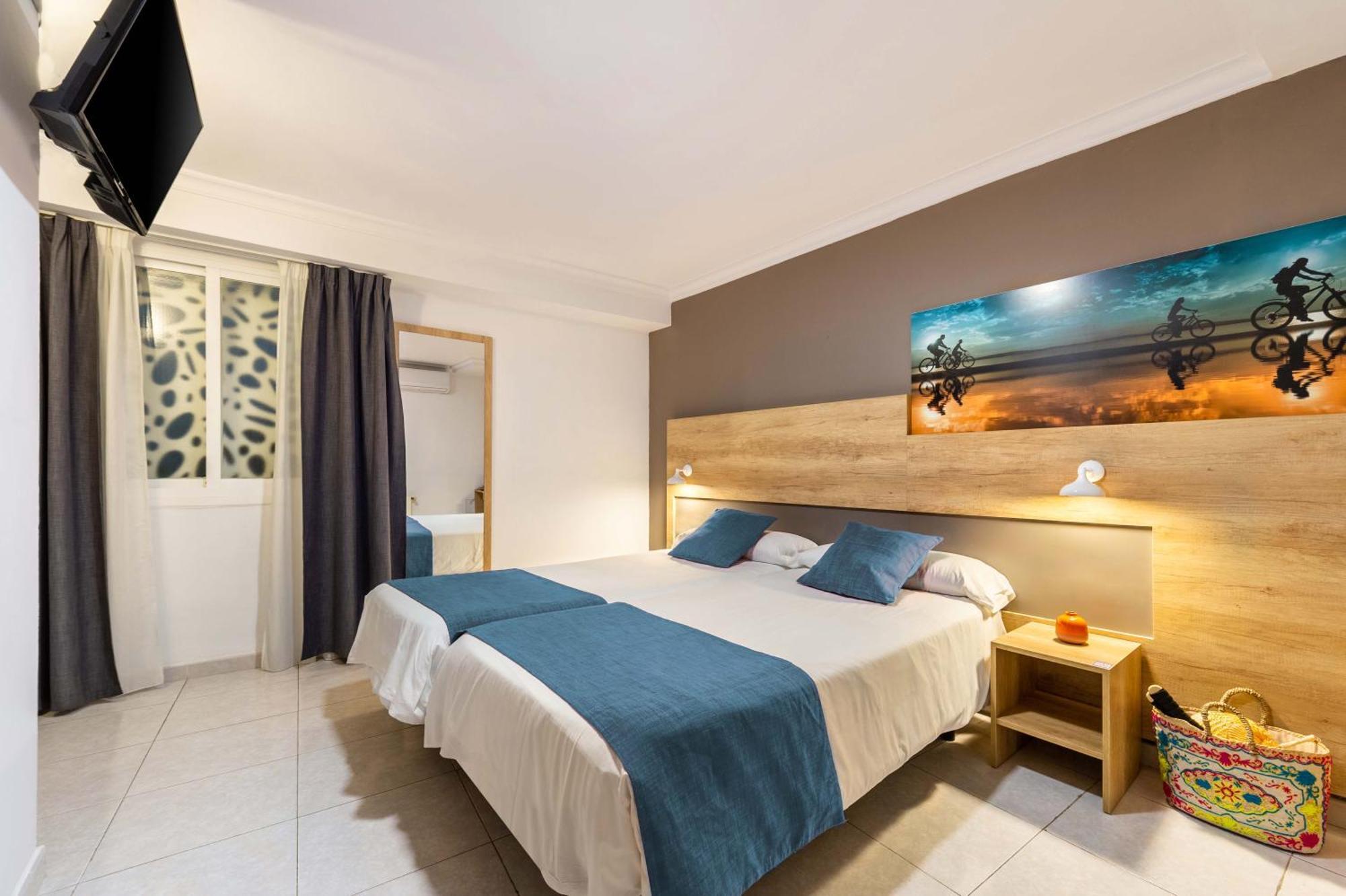 Hotel Vibra Maritimo مدينة إيبيزا المظهر الخارجي الصورة